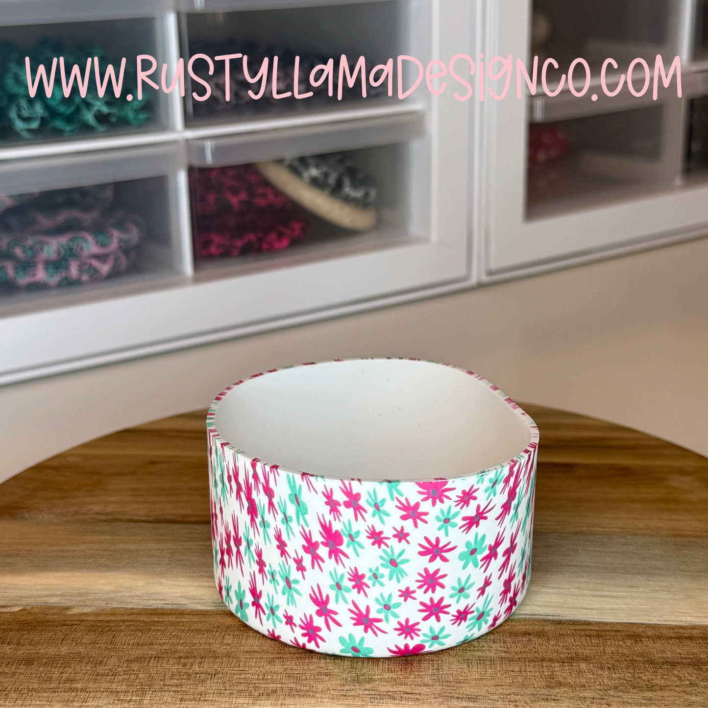 Hot Pink/ Turquoise Daisy Silicone Tumbler Boot