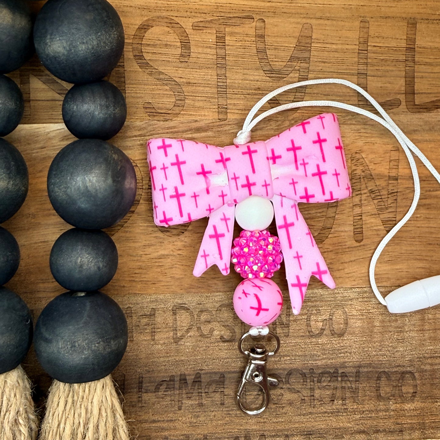 Beaded Car Charm / Freshie Hanger – Pink Cross Bow